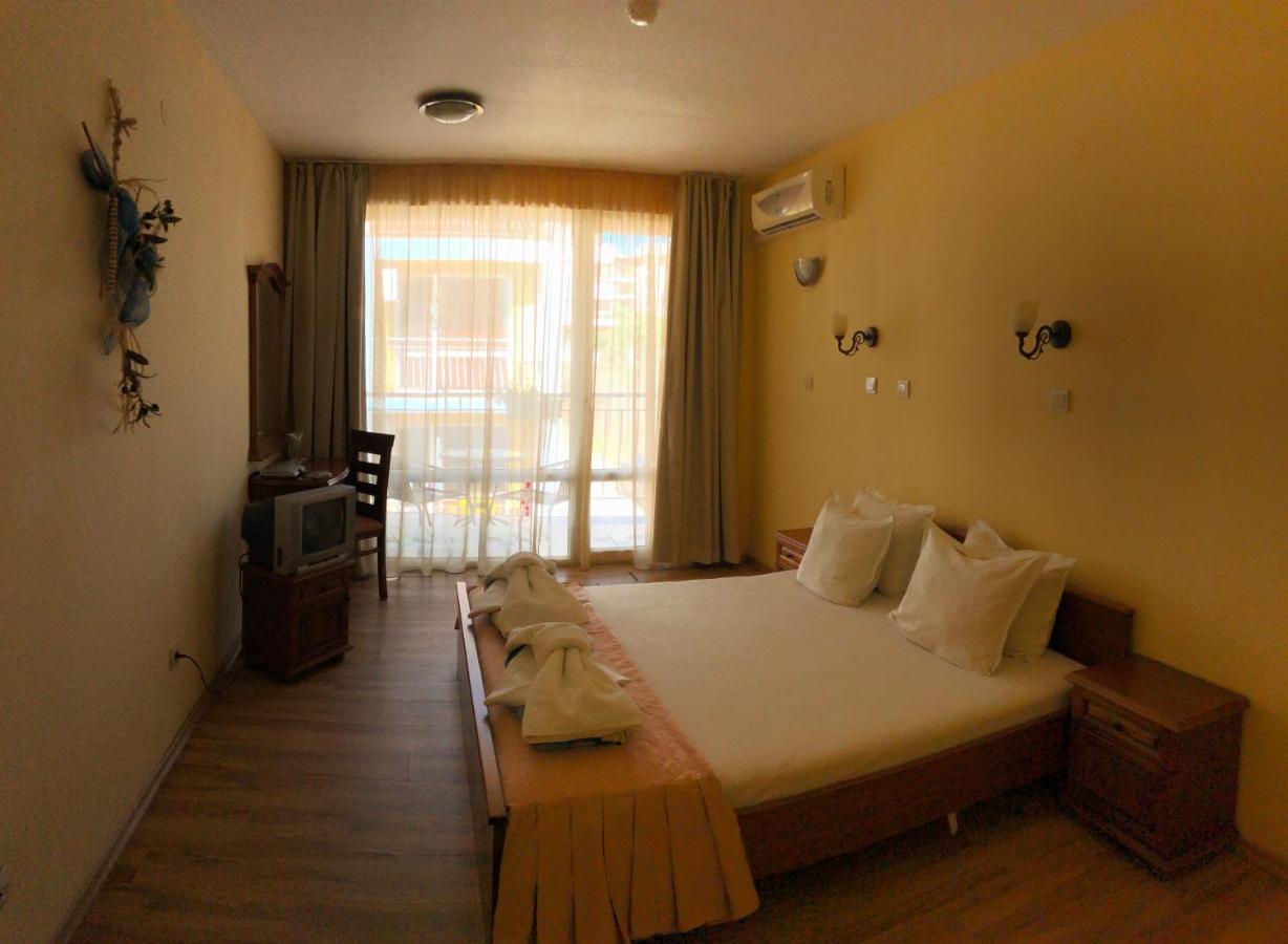 Family Hotel Littoral Sozopol Exterior photo