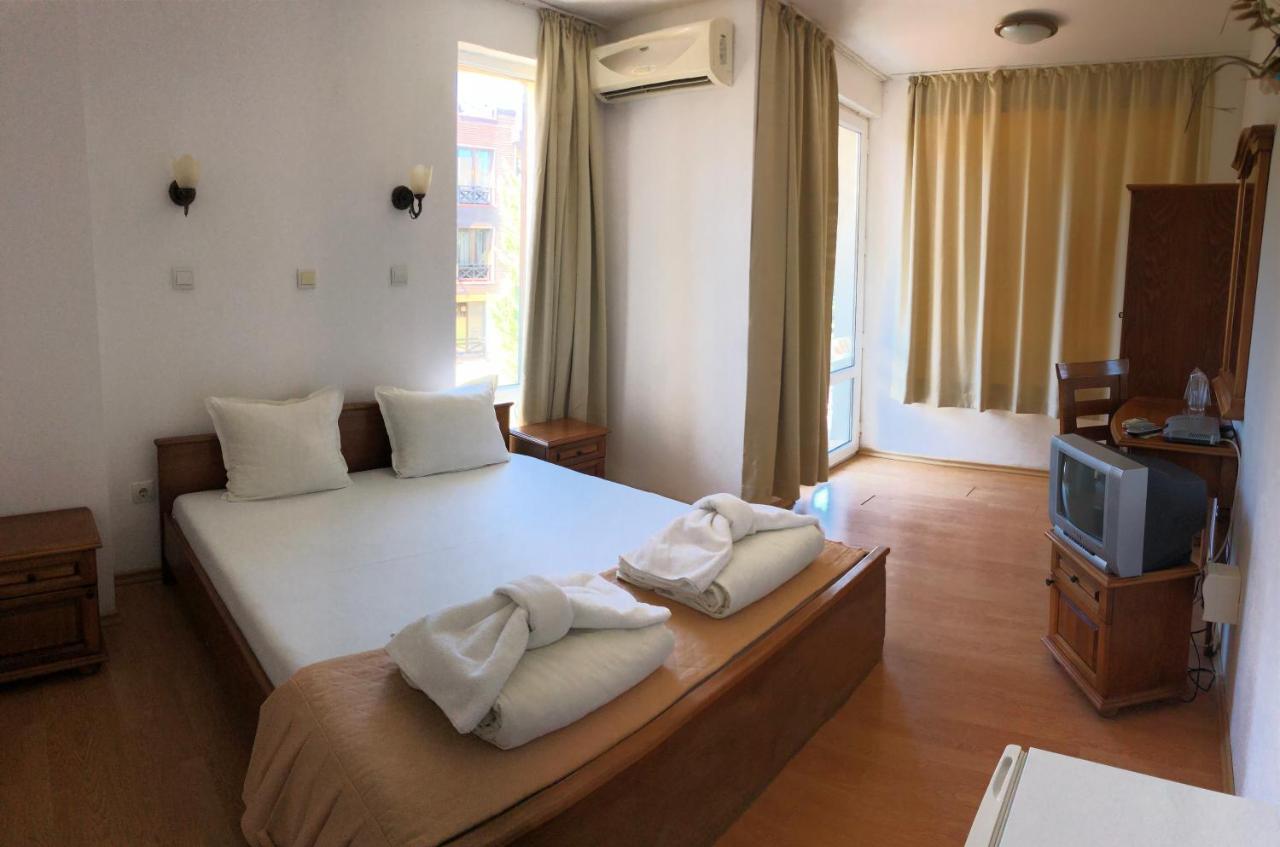 Family Hotel Littoral Sozopol Exterior photo
