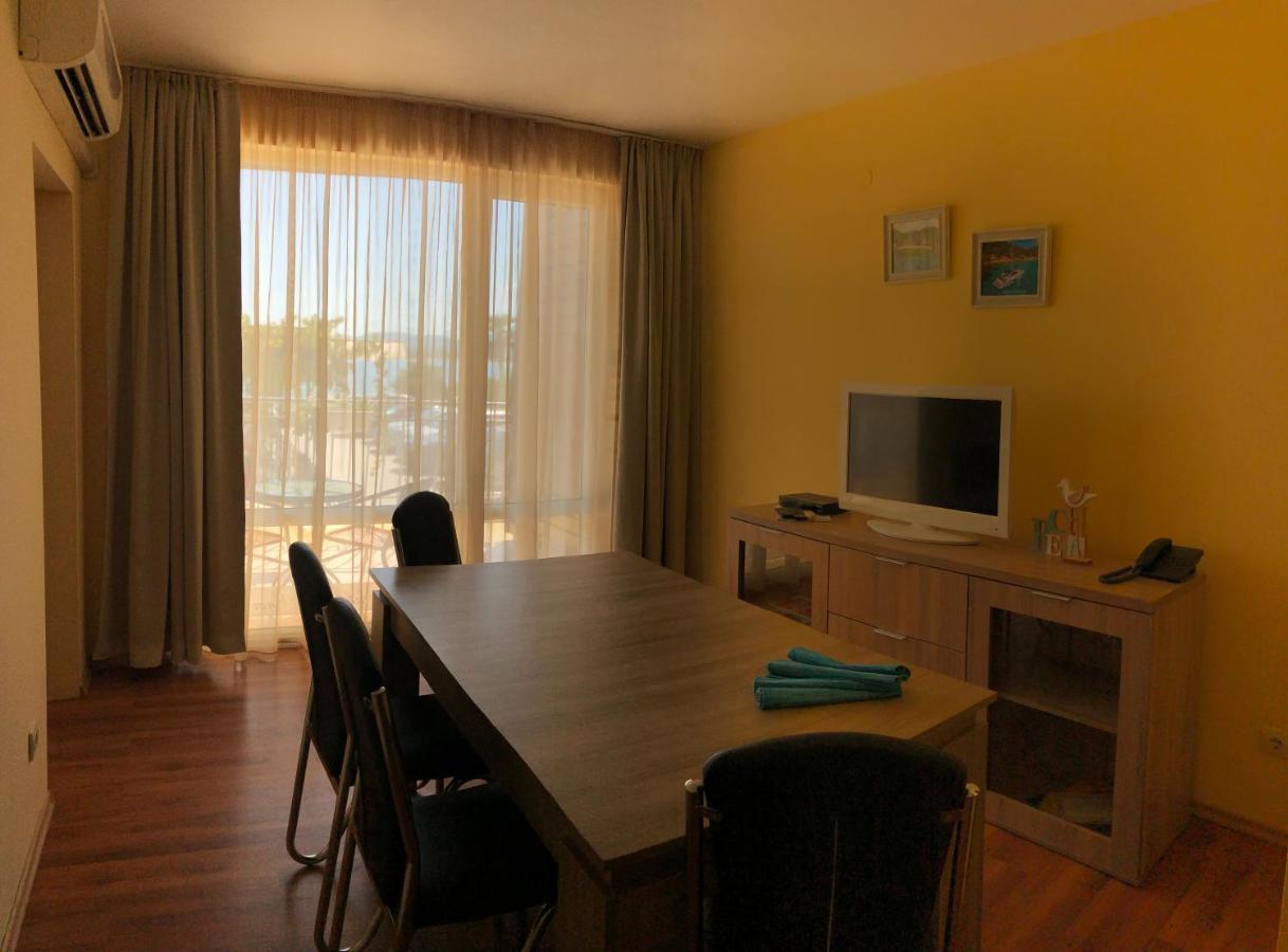 Family Hotel Littoral Sozopol Exterior photo