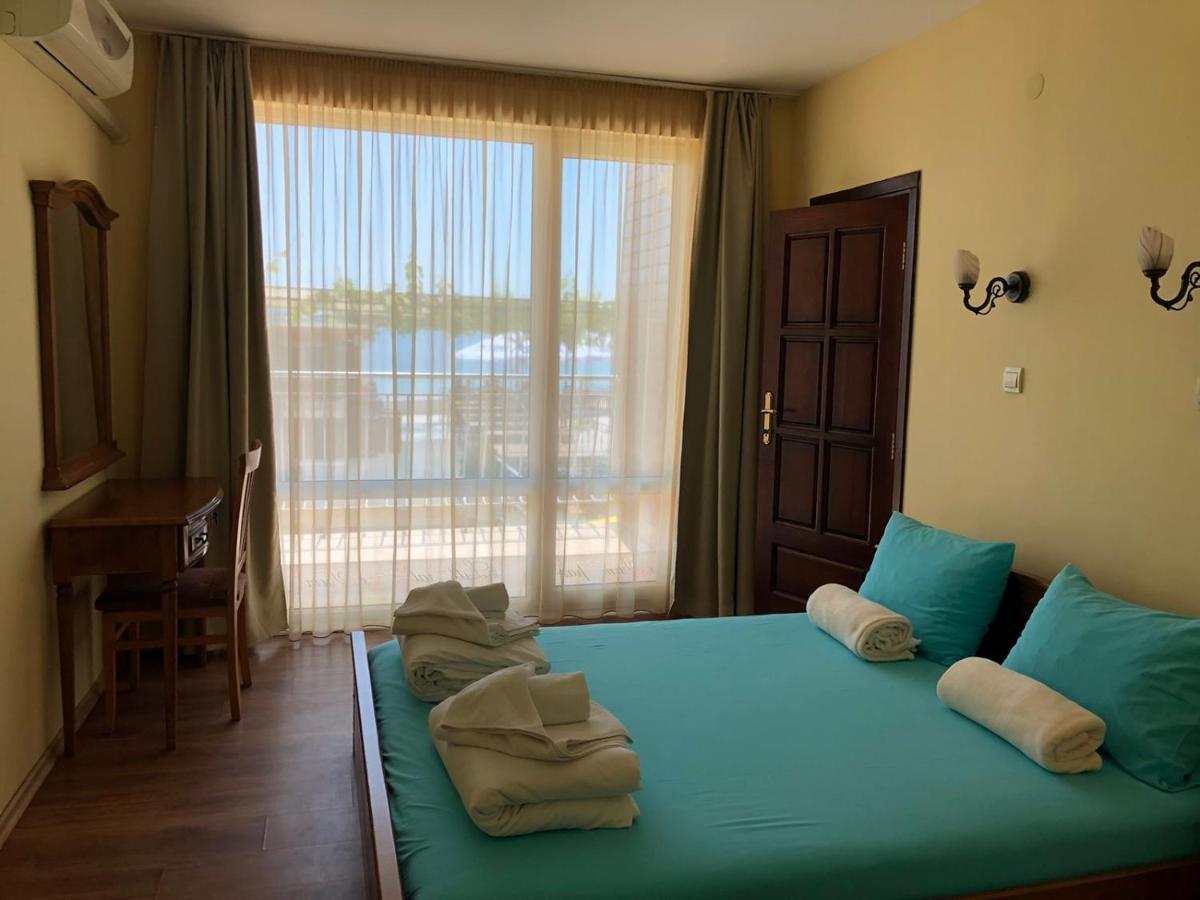 Family Hotel Littoral Sozopol Exterior photo